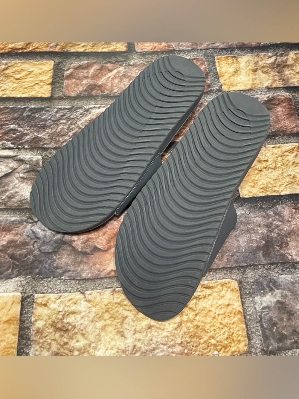 Nike Benassi JDI Swoosh Womans Slide Sandal Gray Size 9 Athleisure Beach Walking - Picture 10 of 10